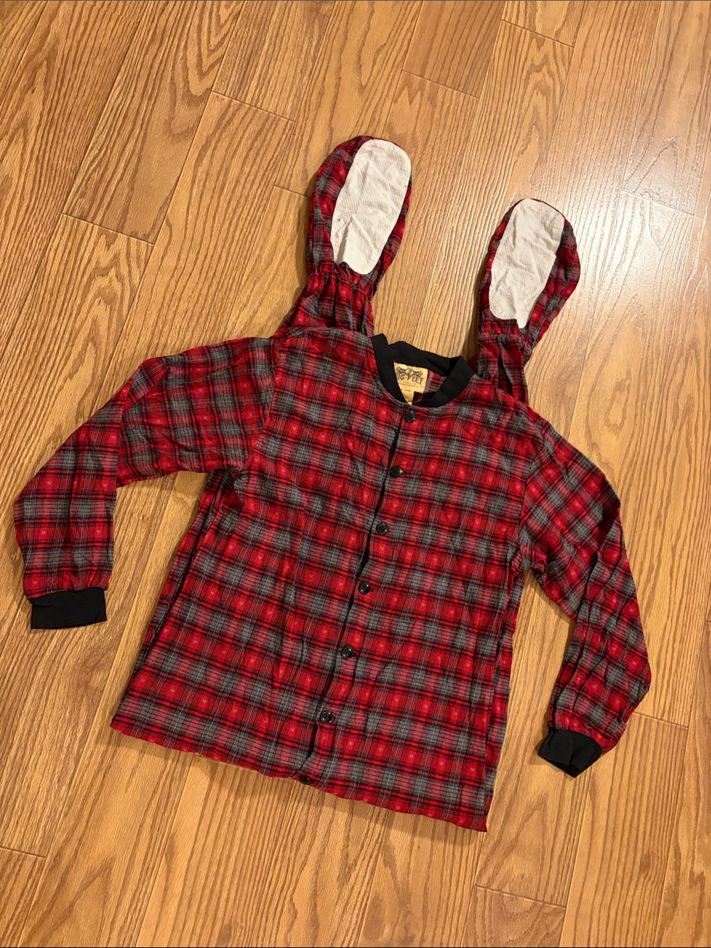 Big feet one piece ladies size large pajamas plaid with hearts